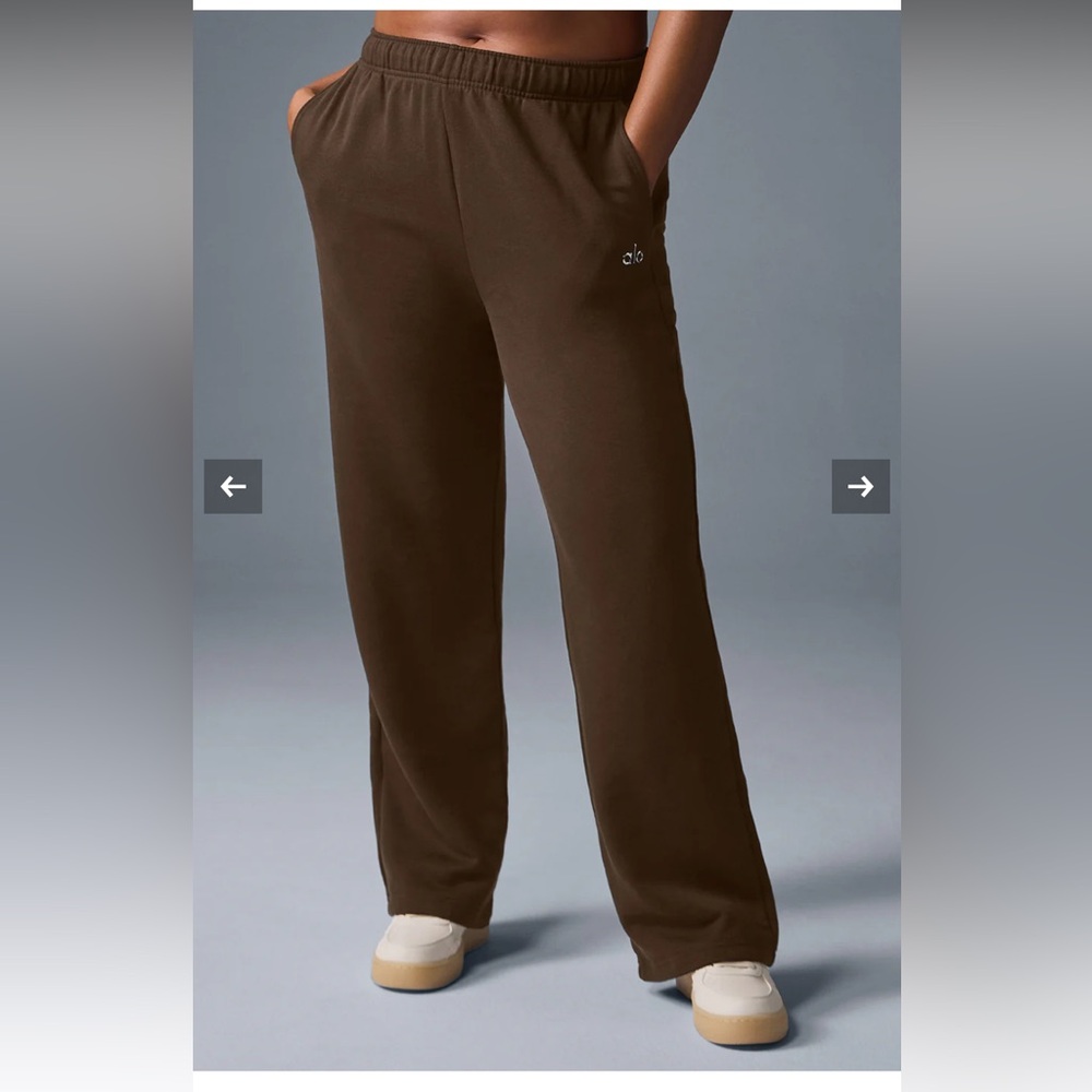 Alo Accolade Straight Leg Sweatpant - New with Tags!